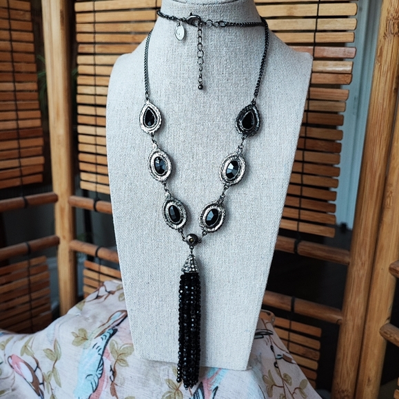 Black Glass Bicone Teardrop Tassel Necklace Silver Tone Rhinestone Necklace EUC - Picture 4 of 9